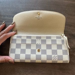 Louis Vuitton Emilie Wallet